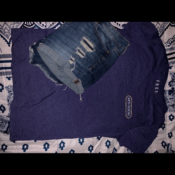 Anti-social t-shirt super cute! NWOT! - Picture 1 of 3